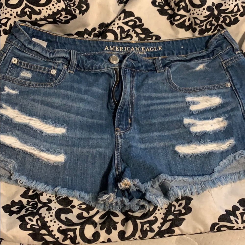 Women American Eagle jean shorts